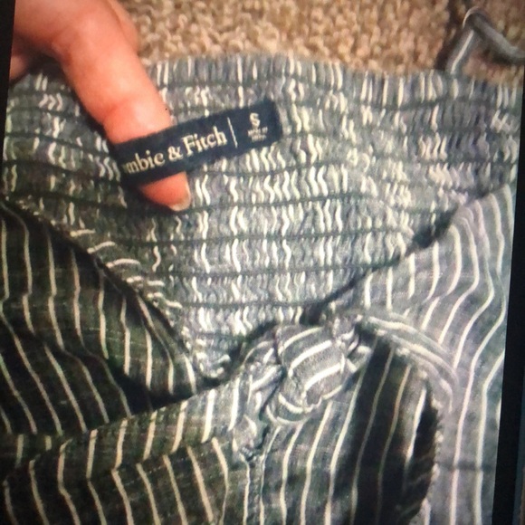 Abercrombie and fitch tank top - Picture 5 of 5